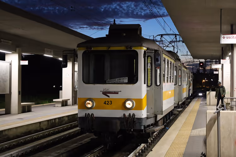 Nächtlicher Nahverkehr in Rom