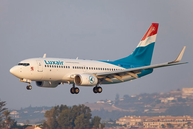 Luxair Boeing 737 på slutinnflyging