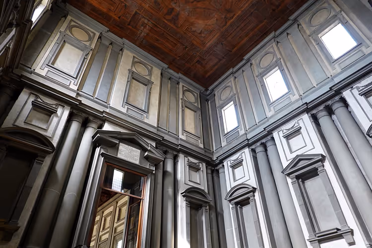 Vestibylen i Det laurentianske bibliotek i Firenze
