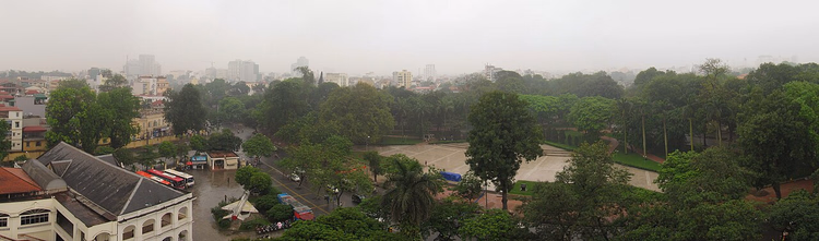 Panorama over den grønne Lenin-parken i Hanoi