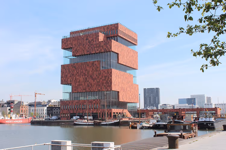 MAS-museet i Antwerpen over vannet