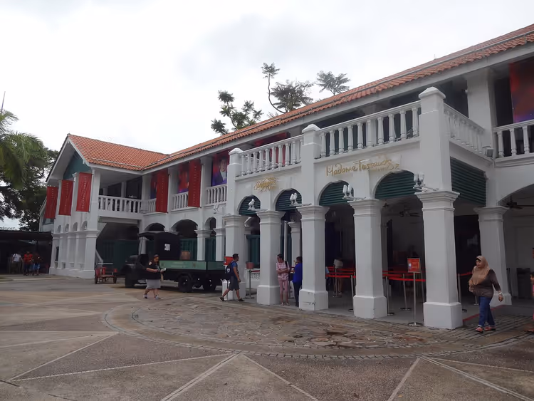 Singapur'daki Madame Tussauds müzesinin cephesi