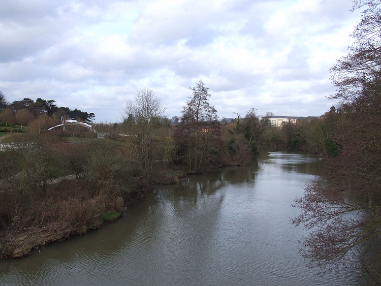 River Medway og park i Maidstone