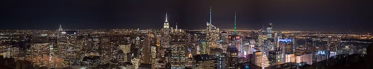 Top of the Rock seyir terasından Manhattan'ın gece görünümü