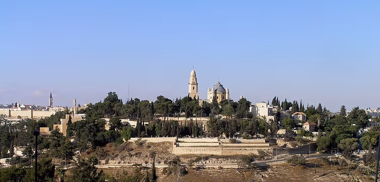 Sionfjellet med Dormitio-klosteret i Jerusalem
