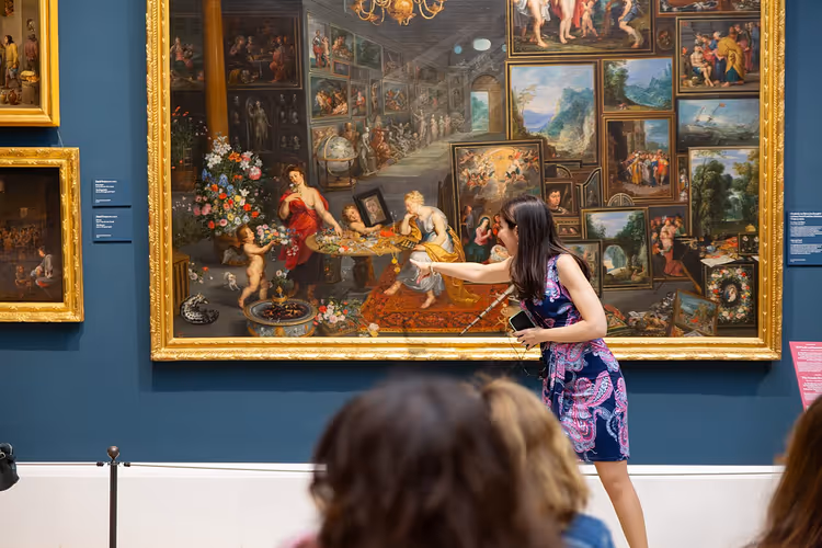 Dipinto di Bruegel La Vista in una sala del Prado