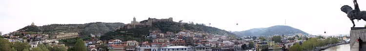 Панорама Старого Тбилиси с крепостью Нарикала