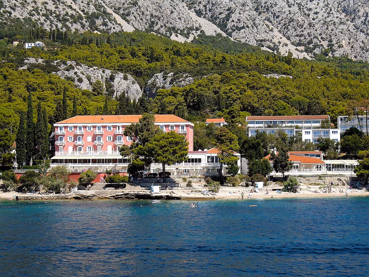 Hôtel Pink Bellevue en front de mer