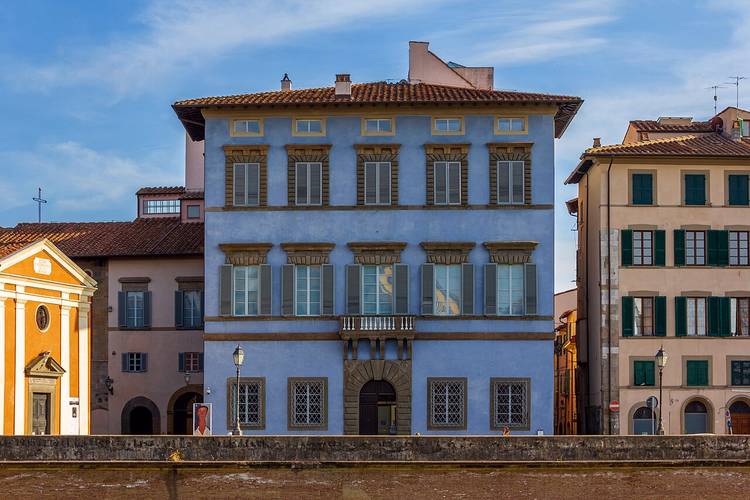 Palazzo Blu aan de Arno in Pisa