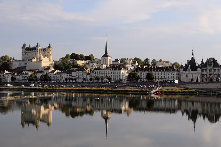 Saumur antiga nas margens do Loire