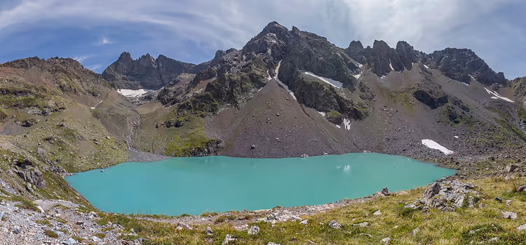 Sonnige Sommerlandschaft der französischen Landschaft