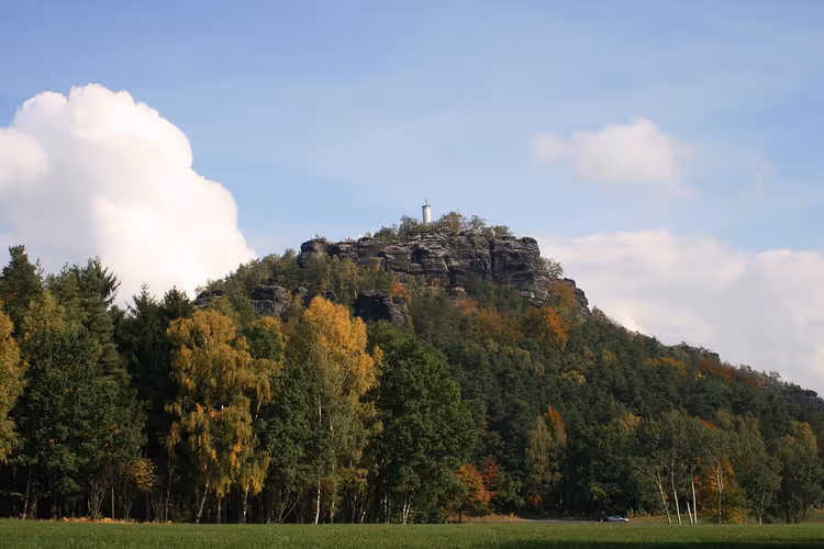 Sonnenuntergang über der Elbe vom Papststein