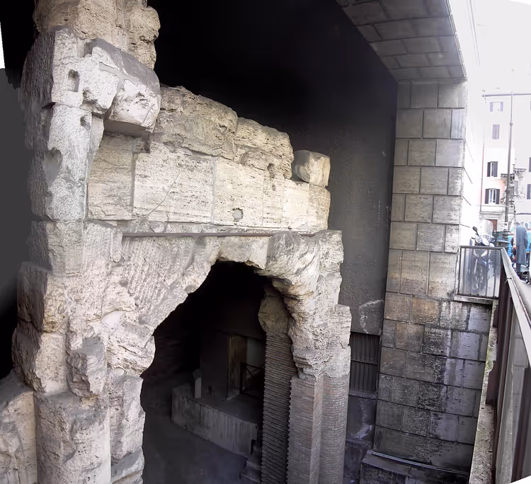 Piazza Navona'nın altındaki Domitianus Stadyumu'nun antik kalıntıları