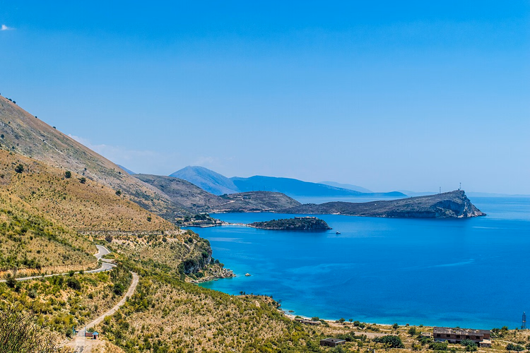 Zatoka Porto Palermo na Riwierze Albańskiej