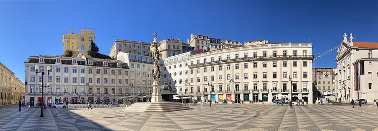 Panorama der Praça do Município in Lissabon