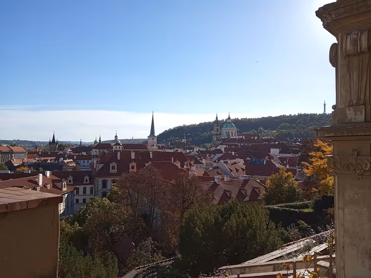 Панорама Праги с террасы Фюрстенбергского сада