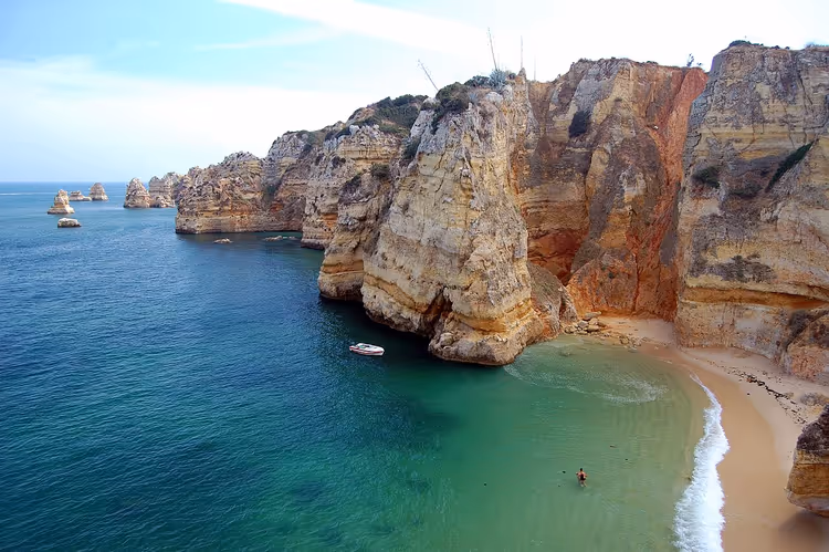 Strand Dona Ana zwischen den goldenen Klippen von Lagos