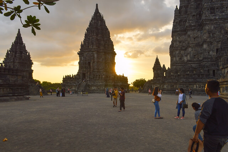Prambanan-Tempel im Abendlicht