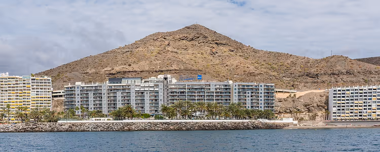 Okyanus kıyısındaki Radisson Blu Resort Gran Canaria