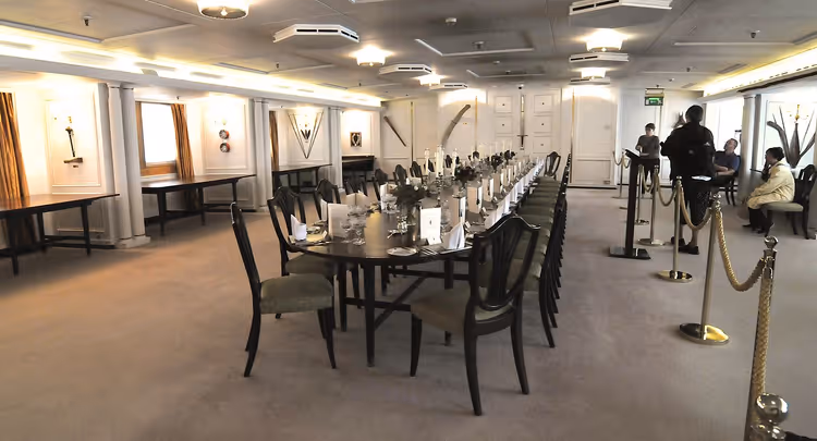 Royal Yacht Britannia'nın yemek salonu