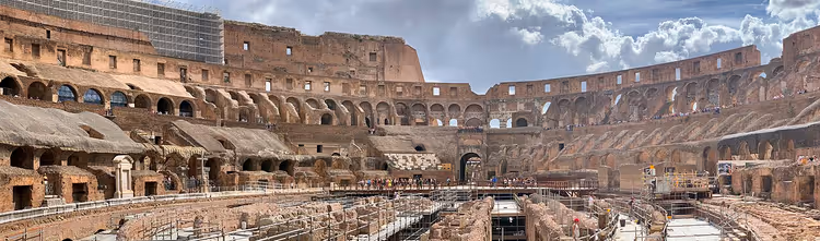 Indre tribuner og underjordiske områder i Colosseum, Roma