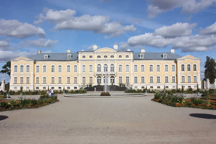 Schloss Rundāle und der französische Garten