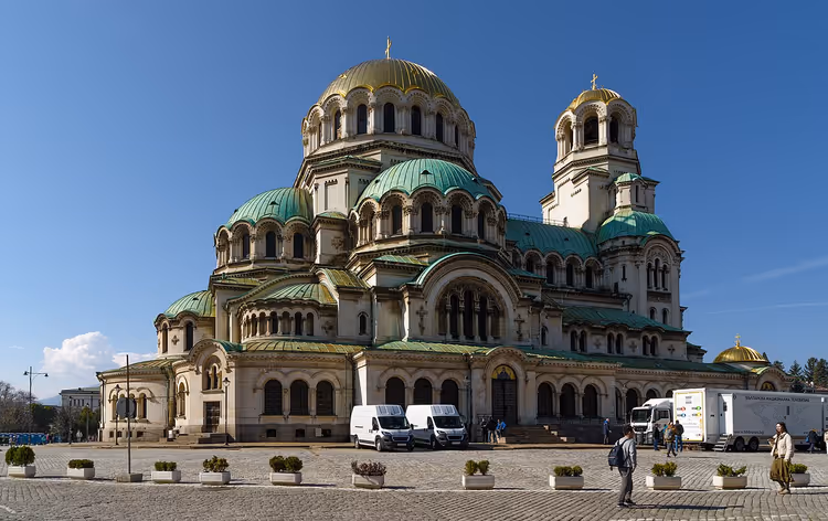 Alexander-Newski-Kathedrale in Sofia, grüne Kuppeln, Seitenansicht