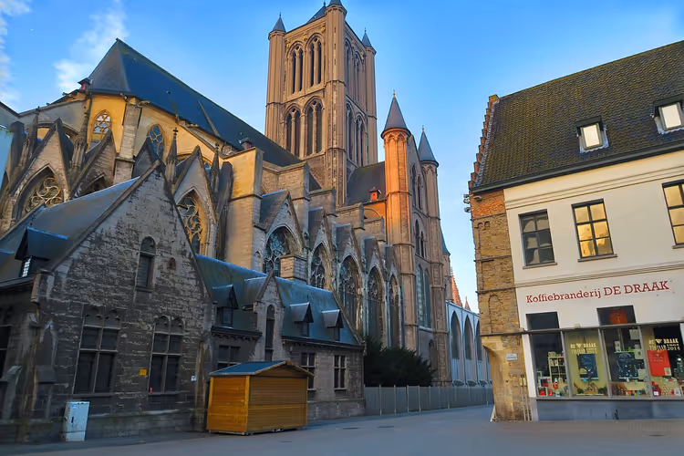 Gotische Sint-Niklaaskerk in Gent