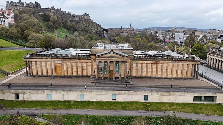İskoçya Ulusal Galerisi, Edinburgh, kuş bakışı görünüm