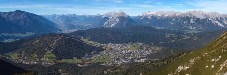 Panorama av Seefeld i de tyrolske alper
