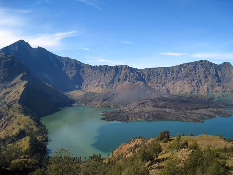Mount Rinjani mit dem Segara-Anak-See