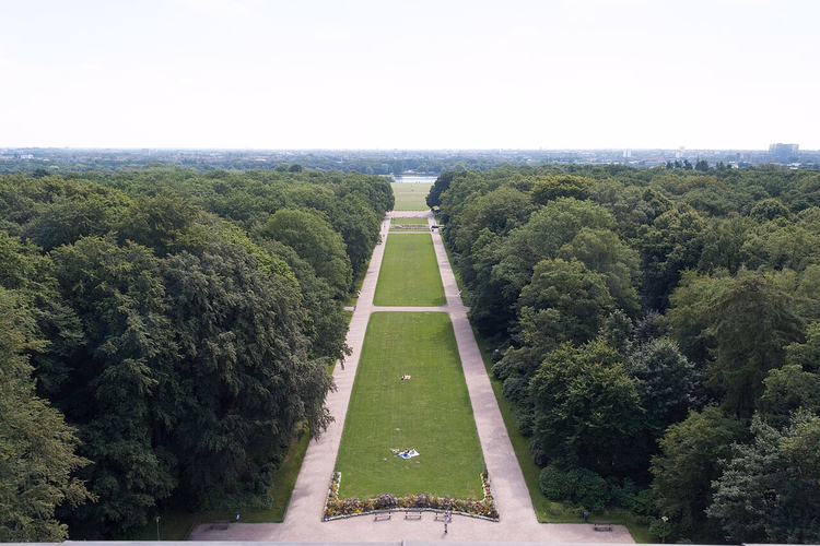 Midtalléen i Stadtpark, utsikt fra planetariet
