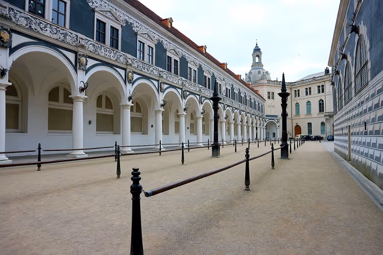 Stallhof-Arkadenhof in Dresden