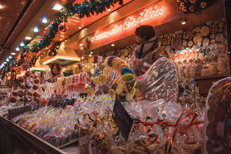 Strazburg merkezindeki Noel pazarı