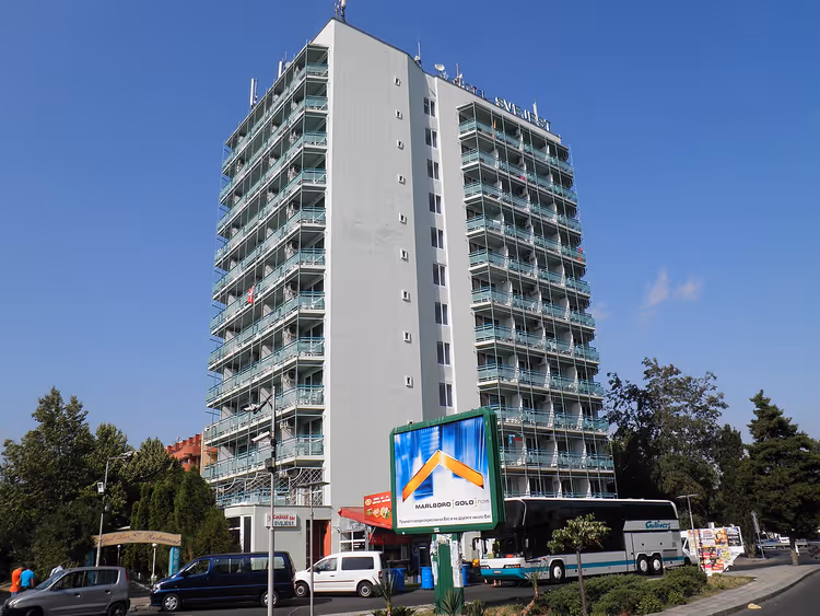 Høyhotell på feriestedet Sunny Beach