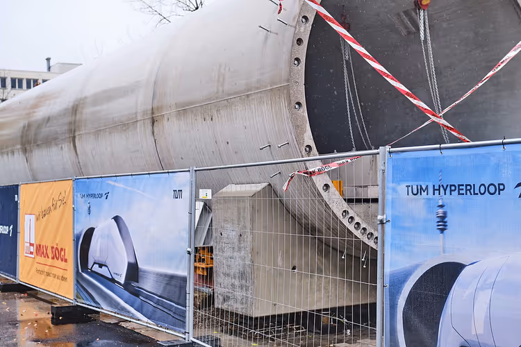 TUM test pistindeki Hyperloop beton tüpü