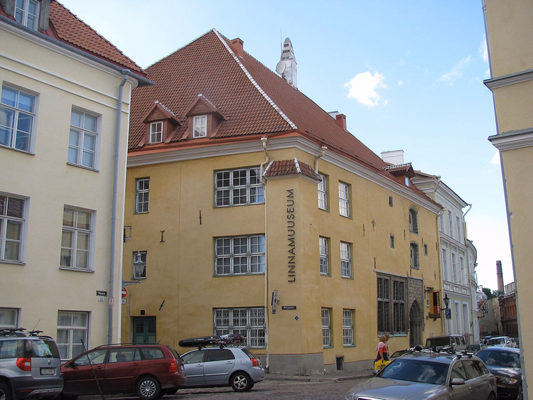 Bygningen til Tallinn bymuseum i Vene-gaten