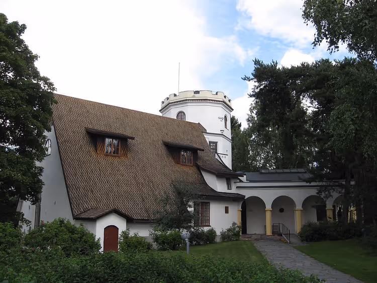 Gallen-Kallela husmuseum med tårn og tak
