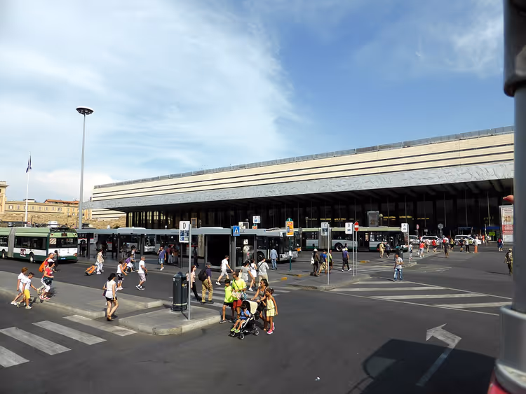 Station Roma Termini met het busplein