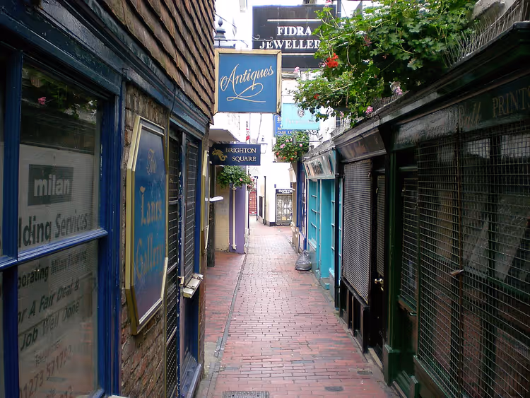 Schmale Gassen im Lanes-Viertel in Brighton