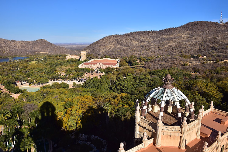 Utsikt over Sun City-resorten fra palassets tak