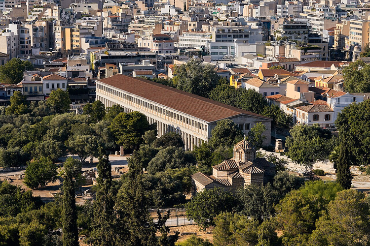 Attalos' stoa og Apostelkirken sett ovenfra