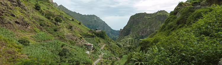 vallée verdoyante de Paul sur Santo Antao