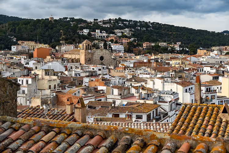Tossa de Mar avec forteresse au-dessus de la mer