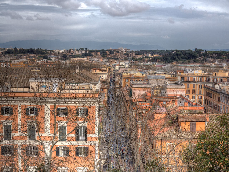 Draufsicht auf Ziegeldächer in Trastevere