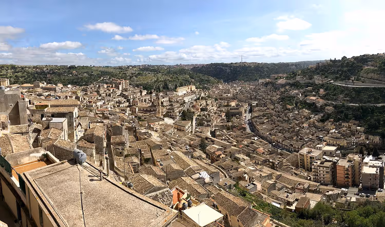 Panoramautsikt over Modica ovenfra