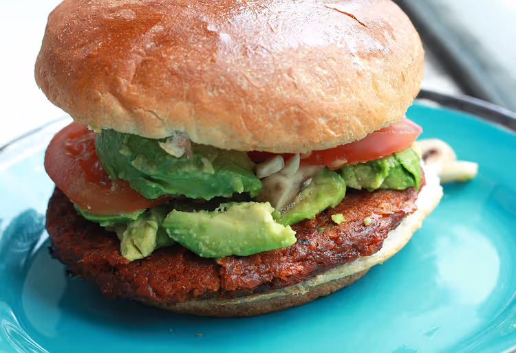 Hamburger al ristorante vegano VeganBurg