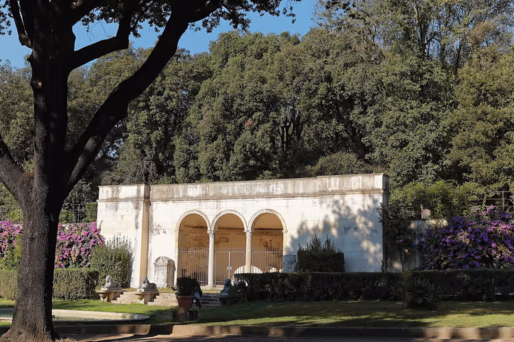 Villa Borghese-parken med en buet paviljong