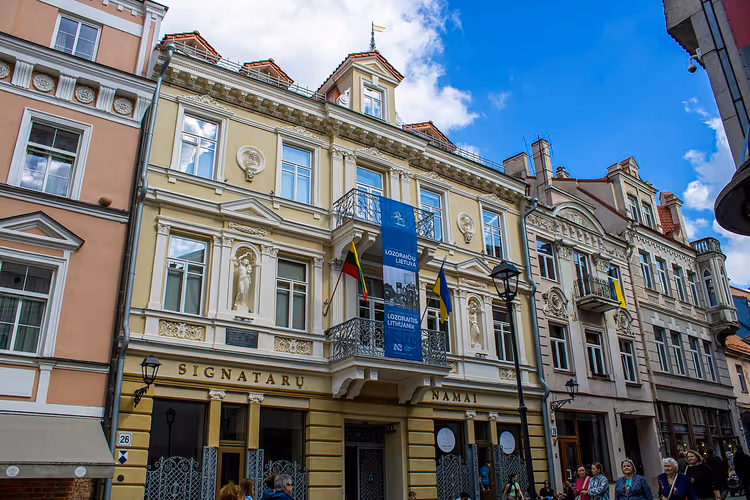 Vilnius'taki İmzacılar Evi'nin cephesi