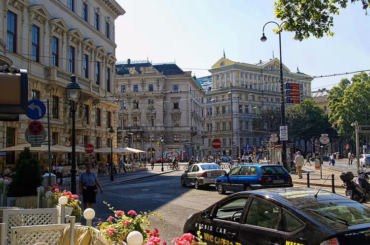 Schubertring ved Schwarzenbergplatz i Wien